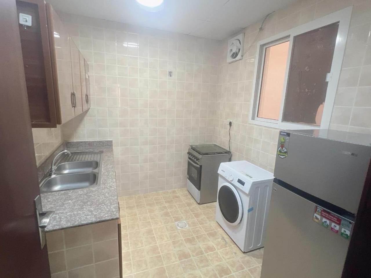 Appartement Golden Seasons Furnished 9 *