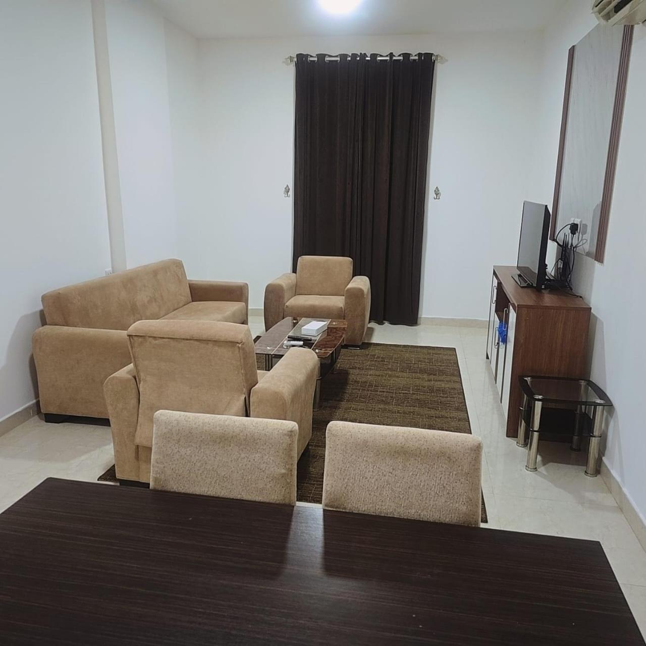 Golden Seasons Furnished 9 Appartement Salalah